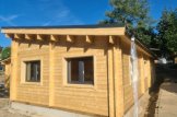 Chalet en bois BERTA à toit plat (66 mm), 72 m² avec terrasse + 20 m² garage customer 2