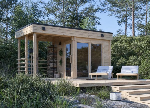 Sauna en bois FREJA avec terrasse couverte | Madriers massifs – 4,54×2,54 m, 9,15 m² thumbnail 1