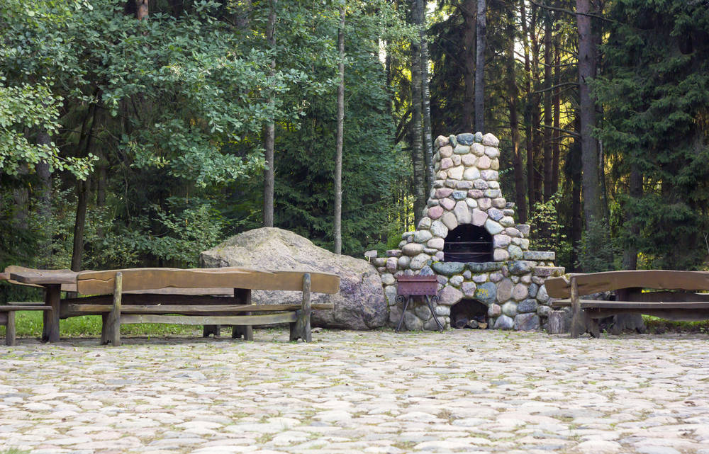 la-cuisson-sur-pierre-abri-de-jardin