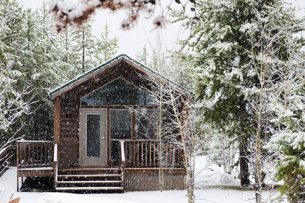 chalet-en-bois-aux-agressions-du-temps