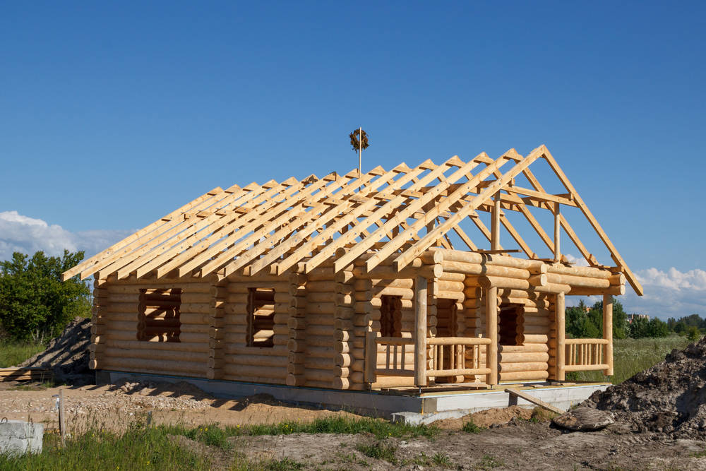 Le-plus-souvent,-une-chalet-en-bois-se-présente-sous-une-forme-carrée-ou-rectangulaire12072